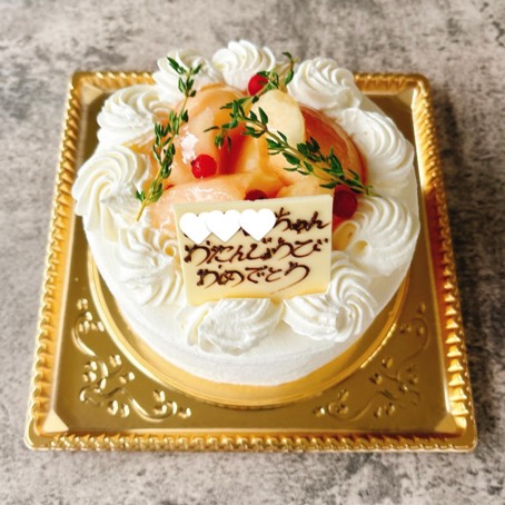 フルーツ指定、桃のケーキ