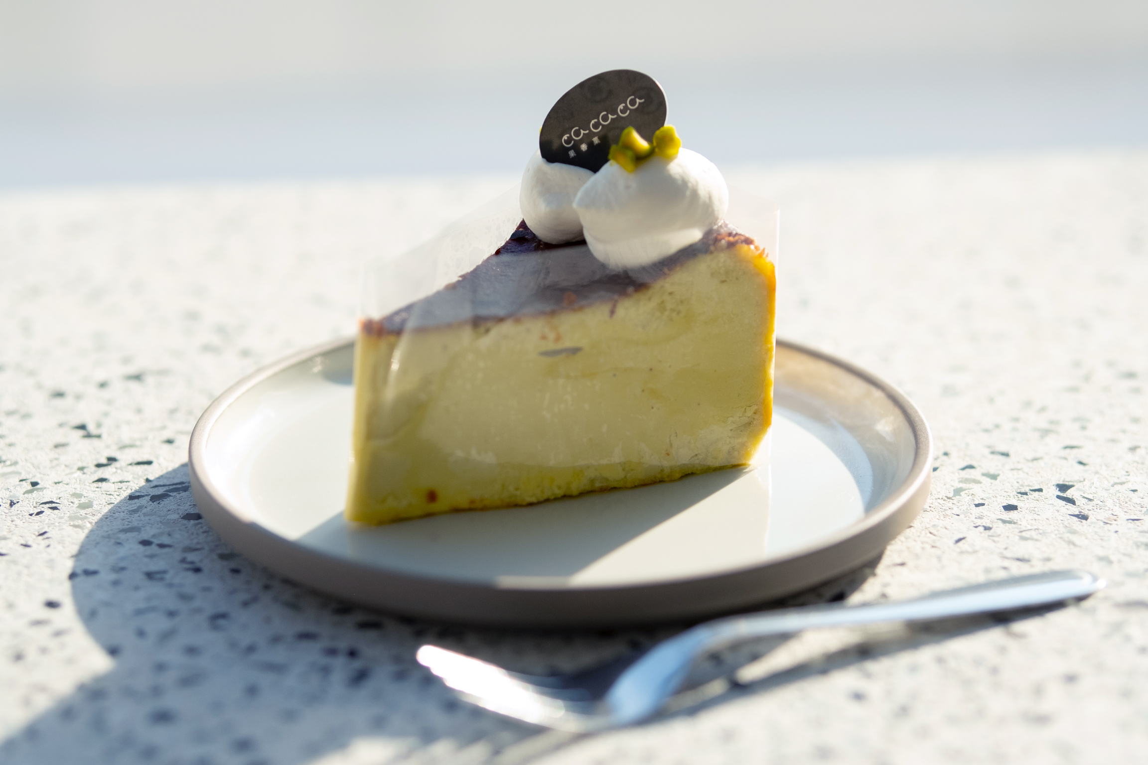 ピスタチオバスクチーズケーキ