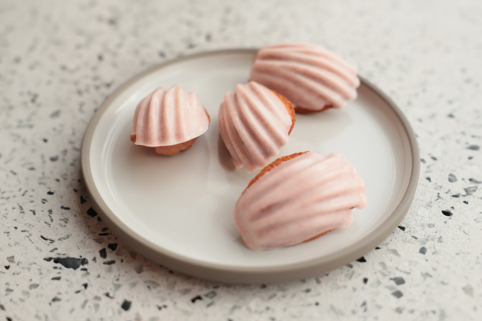 さくらのマドレーヌ